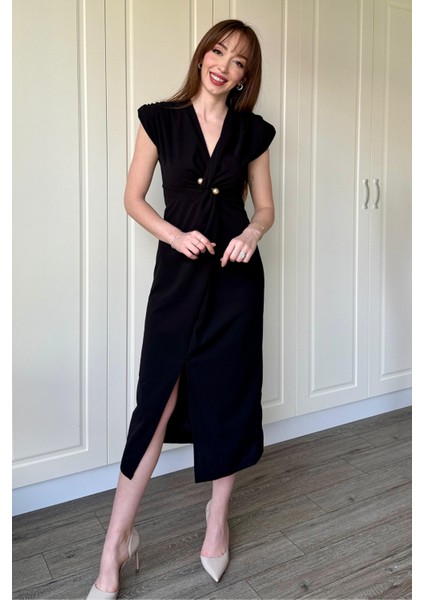 Kruvaze Yaka Vatkalı Incili Siyah Elbise fırsatları