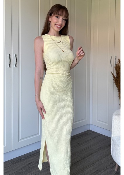 Gofre Kumaş Sarı Midi Elbise