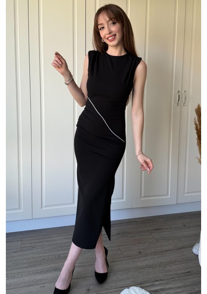 Drapeli Taş Detaylı Yırtmaçlı Midi Siyah Elbise fiyatları