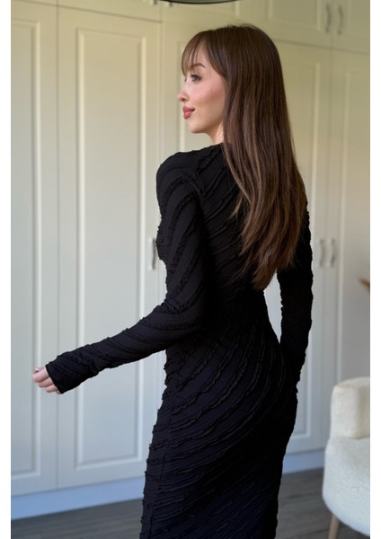 Fırfırlı V Yaka Siyah Midi Elbise modelleri