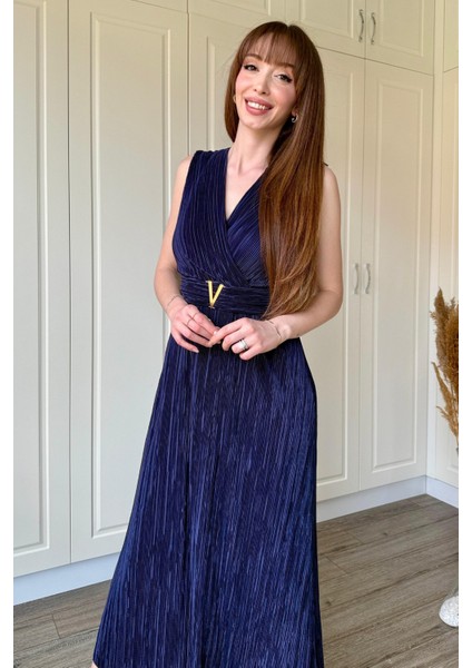 Kruvaze Yaka Krinkıl Midi Tokalı Lacivert Elbise