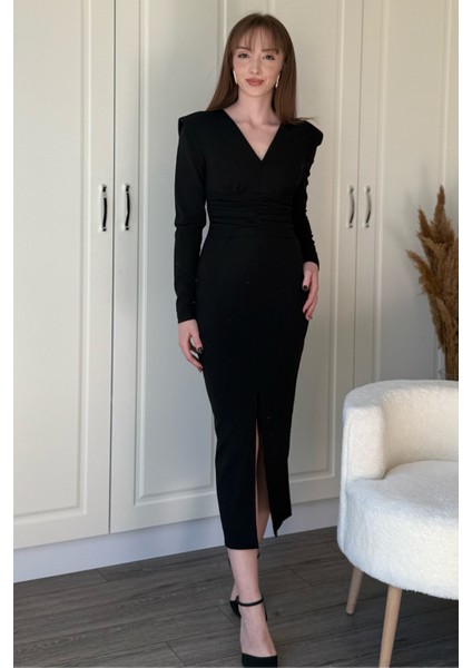 Vatkalı Beli Drapeli Önü Yırtmaçlı Midi Siyah Elbise