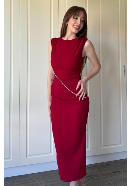 Drapeli Taş Detaylı Yırtmaçlı Midi Bordo Elbise fiyatları