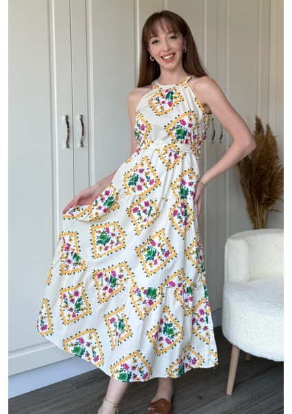 Halter Yaka Çiçekli Midi Elbise