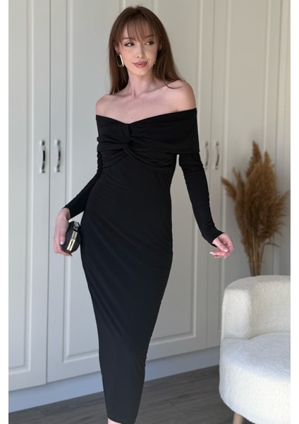 Omuz Detaylı Vücudu Saran Midi Siyah Elbise