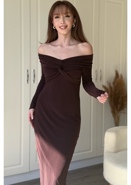 Omuz Detaylı Vücudu Saran Midi Kahverengi Elbise