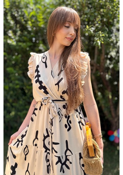 Sırt Detaylı Bej Desenli Midi Elbise