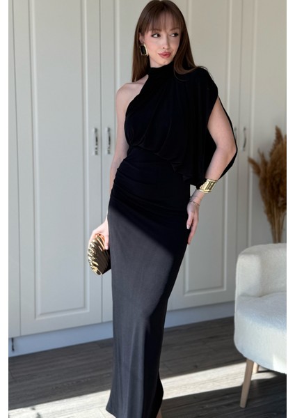 Tek Omuz Boyunlu Zarif Dökümlü Siyah Maxi Elbise