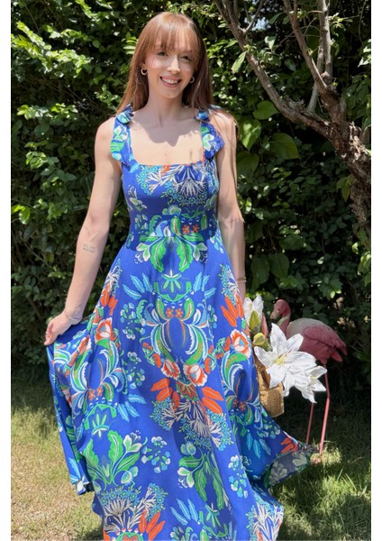 Sırt Detaylı Lacivert Desenli Midi Elbise modelleri