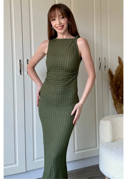 Gofre Kumaş Kolsuz Midi Haki Drapeli Elbise fiyatları