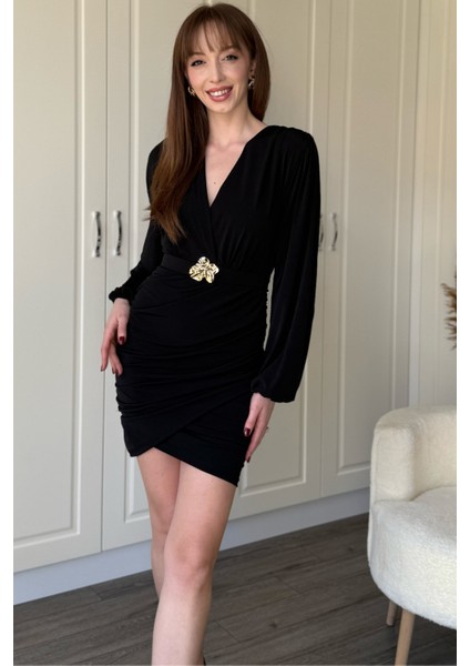 Balon Uzun Kollu Aksesuar Detaylı Kemerli Mini V Yaka Siyah Elbise modelleri