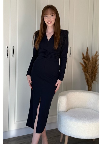 Vatkalı Beli Drapeli Önü Yırtmaçlı Midi Lacivert Elbise indirimleri