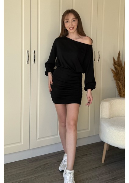 Kayık Yaka Modal Kumaş Cool Eteği Ayarlanabilir Mini Siyah Elbise