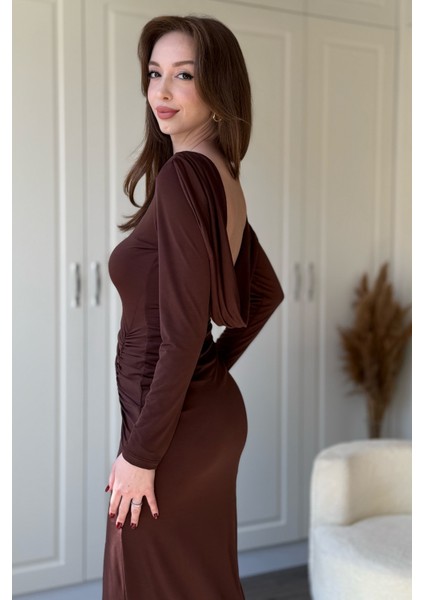 Uzun Kollu Sandy Kumaş Sırt Dekolteli Yırtmaçlı Midi Kahverengi Elbise fırsatları