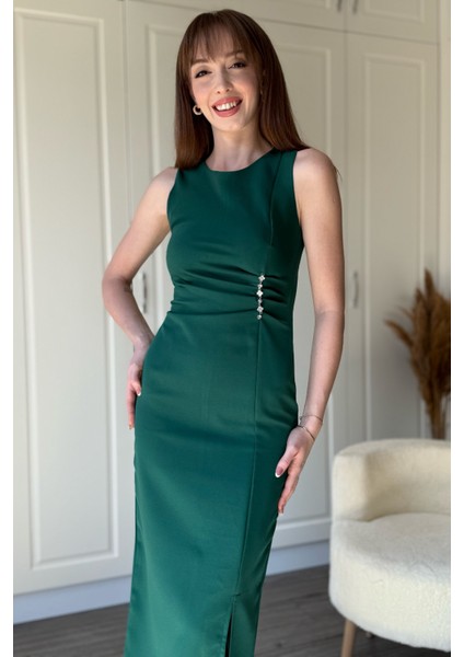 Taş Detaylı Yırtmaçlı Drapeli Yeşil Elbise modelleri