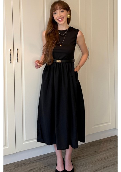 Beli Lastikli Midi Siyah Elbise