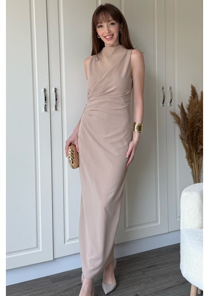 Bej Drapeli Yırtmaçlı Midi Elbise