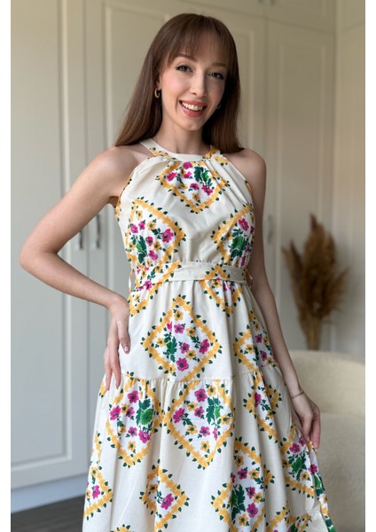 Halter Yaka Çiçekli Midi Elbise modelleri