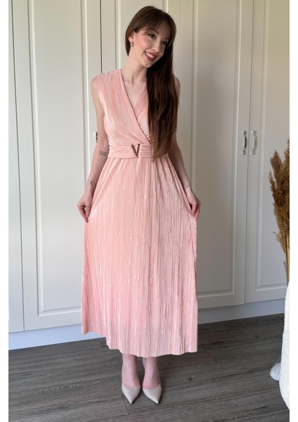 Kruvaze Yaka Krinkıl Midi Tokalı Pudra Elbise indirimleri