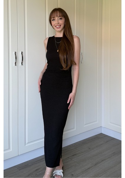 Gofre Kumaş Siyah Midi Elbise fırsatları