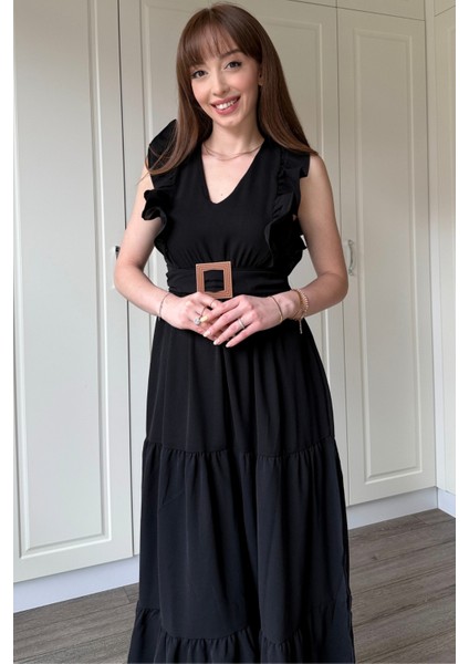 Siyah Kol Fırfırlı Yırtmaçlı Uzun Elbise