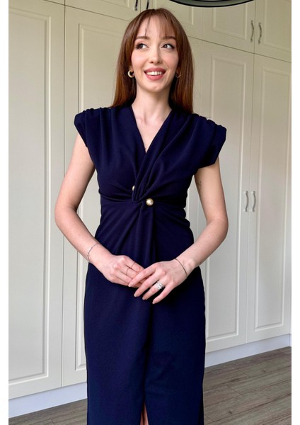 Kruvaze Yaka Vatkalı Incili Lacivert Elbise fırsatları