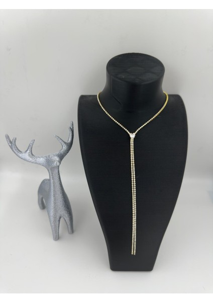 Gold Renk Taşlı Uzun Şerit Kolye – Zarif ve Işıltılı Tasarım