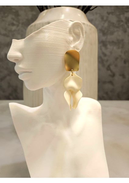 Şık Gül Çiçeği Sallantılı Küpeler