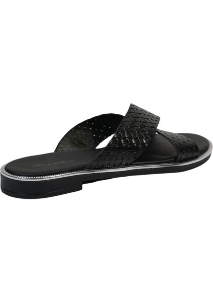 Kadın Deri Terlik BUL.241743 fırsatları