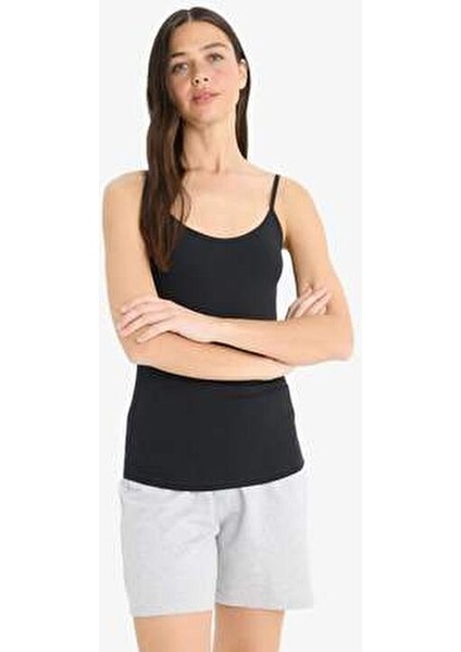 Fall in Love Kadın Pamuklu İnce Askılı Siyah İç Atlet Rahat ve Şık Tasarım
