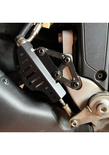 Ducati Desertx Çöl Için Motosiklet Arka Fren Silindir Koruma Koruyucusu x 2022 2023 Aksesuarlar (Yurt Dışından) indirimleri