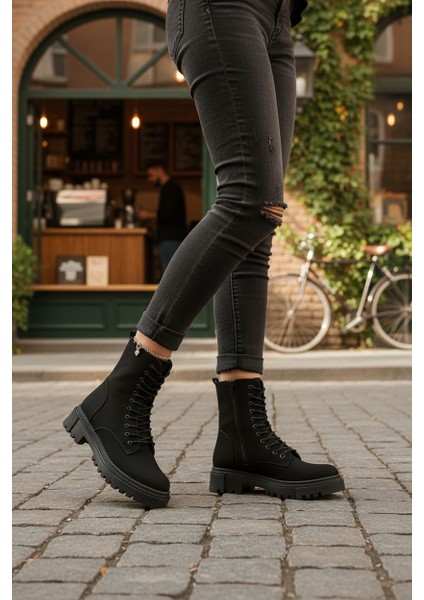 Zarif Siyah Nubuk Fermuarlı&bağcıklı Kauçuk Taban Kadın Yarım Bot