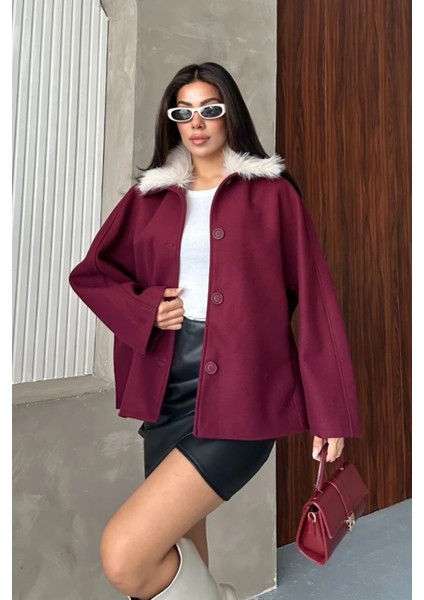 Kadın Bej Kürk Yakalı Kısa Ceket Kaşe Kumaş Oversize Geniş Kol Düğmeli Kışlık fiyatları