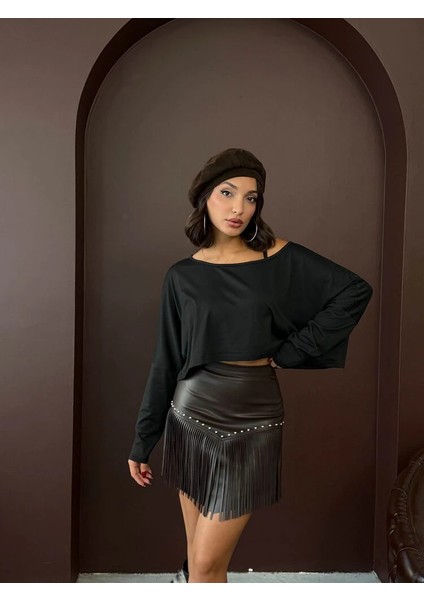 Kadın Püsküllü Mini Etek Zımbalı Deri Görünümlü Kısa Saçaklı Etek Siyah