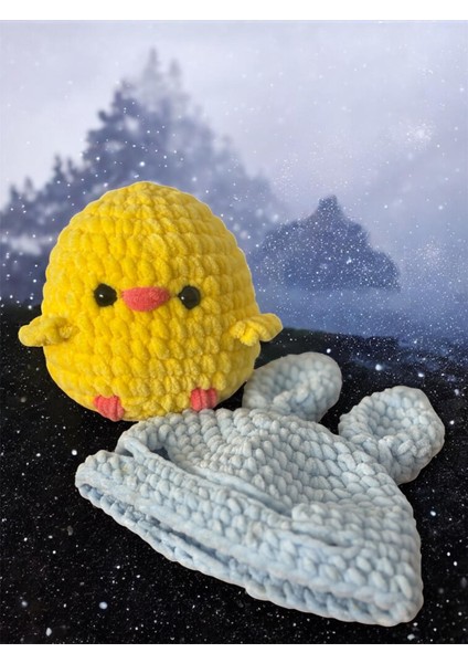 Tavşan Kostumlü Civciv modelleri