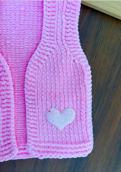 Örme Çiçekli El Örgüsü Kadife Bebek Yelek fiyatları