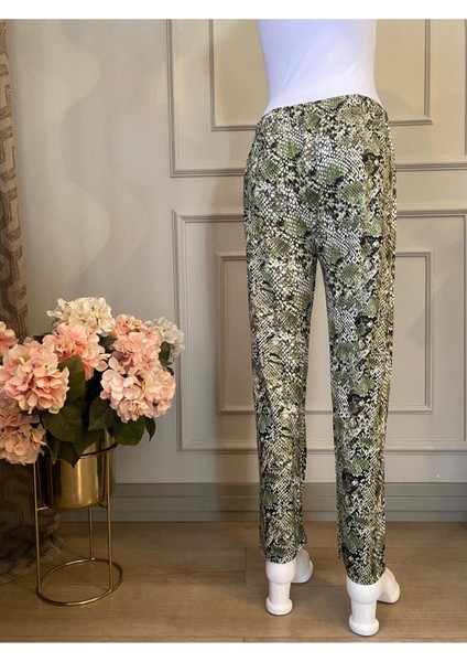 Yumuşak Dokulu, Pamuklu, Rahat Kalıp ve Şık Desenli Kadın Pijama Altı. Gün Boyu Konfor Sağlar fırsatları