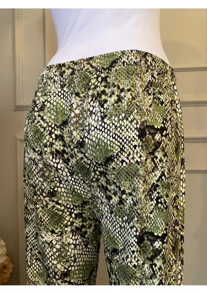 Yumuşak Dokulu, Pamuklu, Rahat Kalıp ve Şık Desenli Kadın Pijama Altı. Gün Boyu Konfor Sağlar