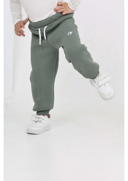 Erkek Çocuk T Nakışlı Eşofman Alt fırsatları