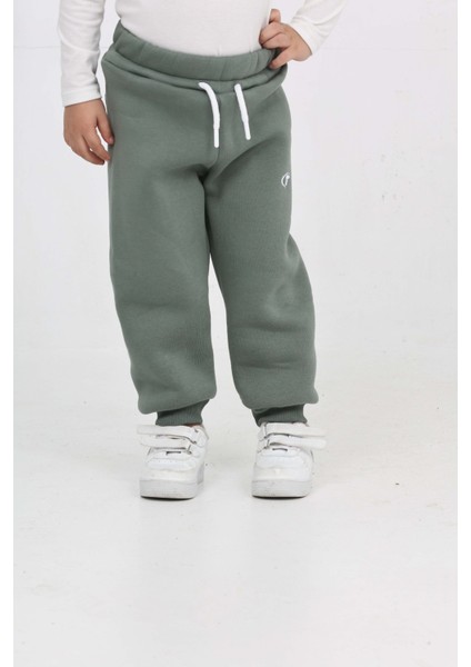 Erkek Çocuk T Nakışlı Eşofman Alt indirimleri