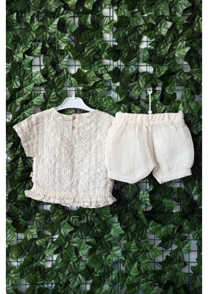 Kız Bebek Şortlu Takım Çiçek Aksesuarlı modelleri