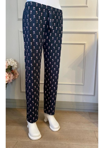 Yumuşak Dokulu, Pamuklu, Rahat Kalıp ve Şık Desenli Kadın Pijama Altı. Gün Boyu Konfor Sağlar fiyatları