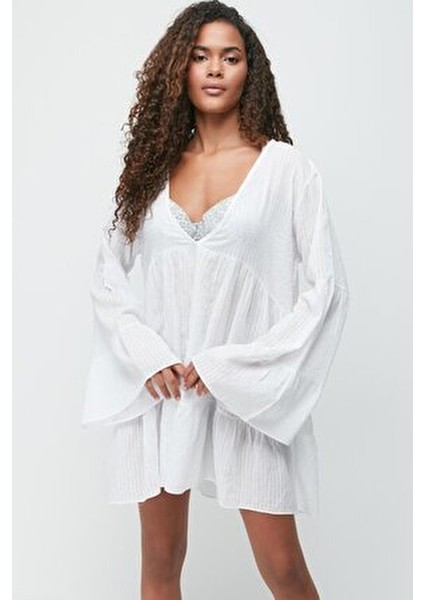 Beyaz Elbise Pareo Kadınlar İçin Şık Yazlık Tasarım Rahat Kullanım modelleri