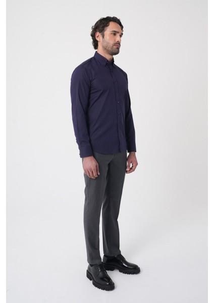 Regular Fit Erkek Uzun Kol Cepsiz Pamuk Lacivert Gömlek GMCZG250134_C39 fırsatları