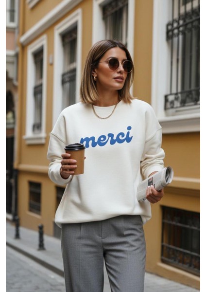 Kadın Premium Kumaş Şardonlu Baskılı Oversize Sweatshirt