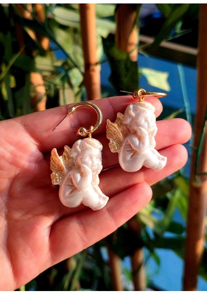 Divine Light Baby Angel Inci Beyazı Küpe - Zarif ve Masum modelleri