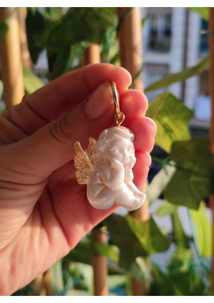 Divine Light Baby Angel Inci Beyazı Küpe - Zarif ve Masum fırsatları