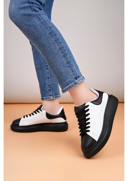 LC109 Beyaz Siyah Cilt Siyah Taban Kadın Sneaker