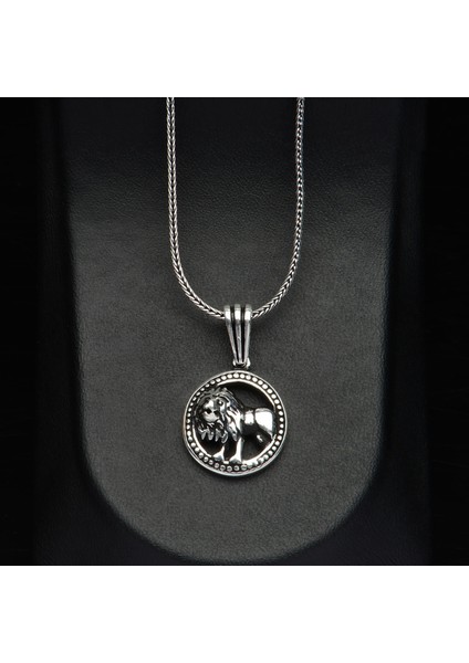 590 Aslan Burcu Gümüş Kolye