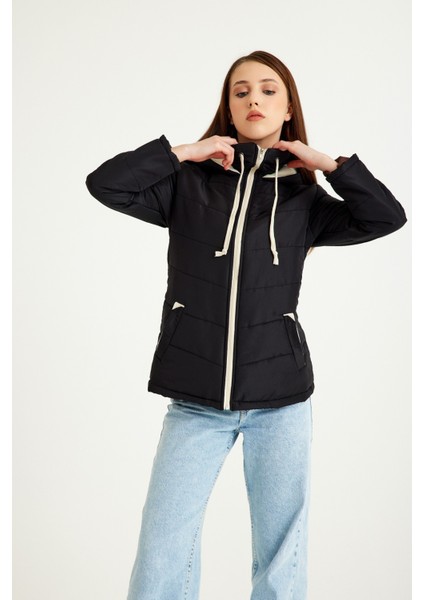 Günlük Şık Kapüşonlu Kışlık Kadın Şişme Mont